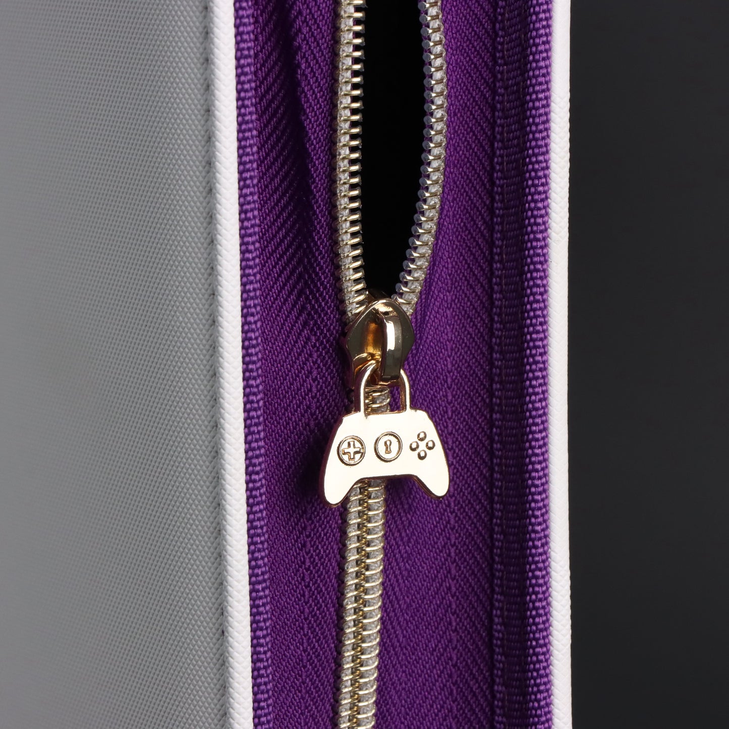 Game Safe OP05 Toploader Binder 👾(In Hand)